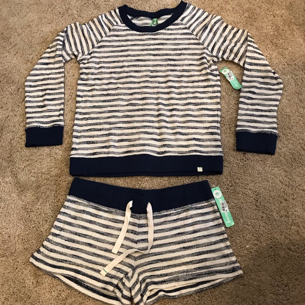 Shorts and top set